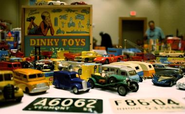 65&circ;Exchange Festival of vintage Toys and car toys